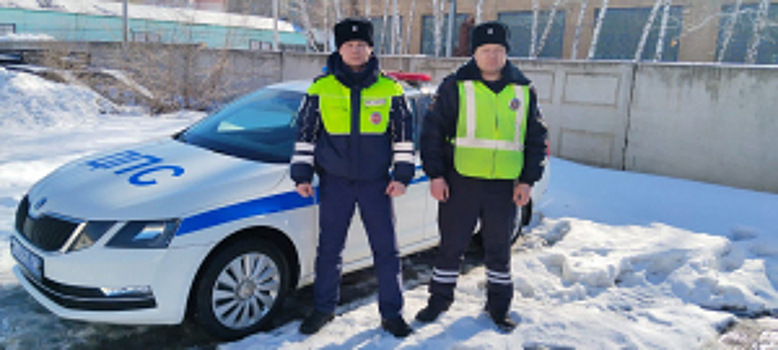 Госавтоинспекторы в Оренбурге пресекли преступные действия мужчины, который похитил девушку и вез ее в багажнике