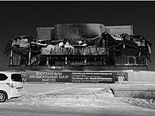 Руины Хабаровского театра музыкальной комедии привлекают сталкеров вместо строителей