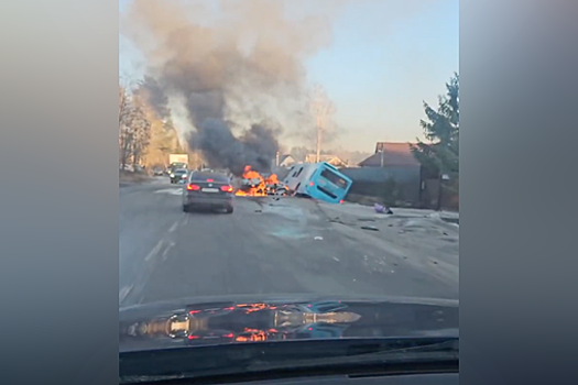 В Ленобласти шесть человек пострадали в результате ДТП с участием автобуса