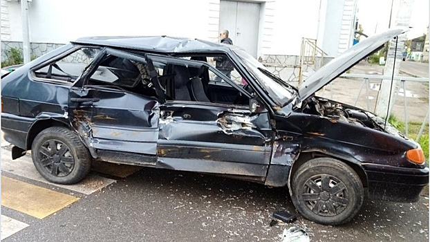 В Яранске автоледи на «четырнадцатой» влетела в «Камаз»