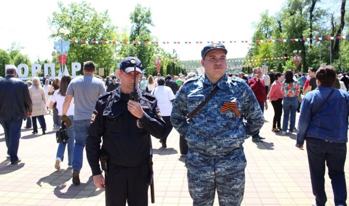 Сотрудники МВД не допустили нарушений общественного порядка на Первомай в Волгограде