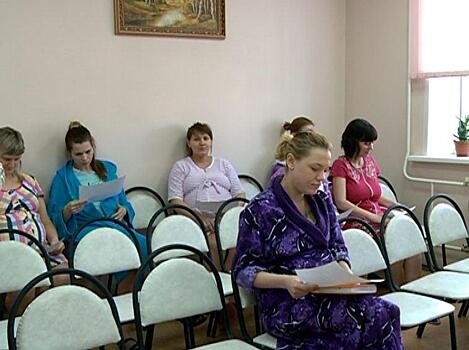 Семьи Новокуйбышевска начали оформлять новую выплату за первенца