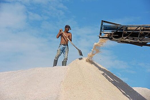 Крупнейший производитель соли предупредил о риске перебоев с поставками