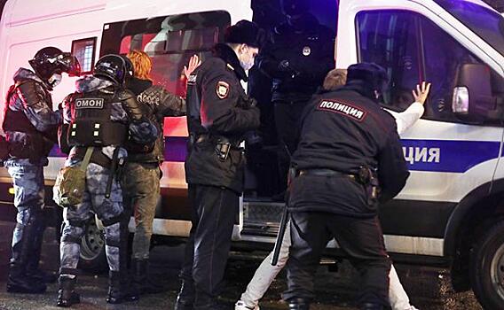 Навальнисты-тиктокеры сделали протесты привлекательными даже для детей