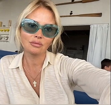 44-летняя Борисова выложила пляжные фото без ретуши