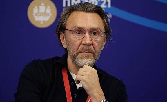 Шнуров в новом клипе извинился перед Бегловым и пообещал перестать ***** пороть