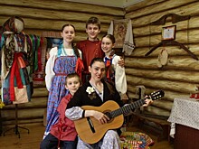 Запевать лучше хором. В ансамбле Уколовых – только братья и сёстры