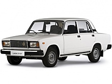 Первым автомобилем у большинства россиян была Lada-седан белого цвета