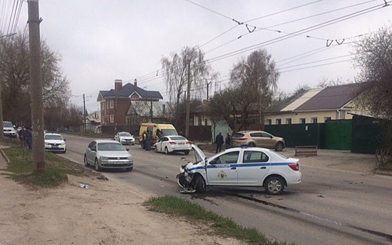 В Рязани попал в аварию автомобиль Росгвардии