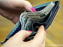 Замглавы Екатеринбурга пообещал бюджетникам индексацию зарплат в 2024 году