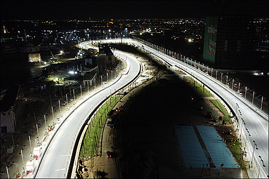 Видео: круг по новой трассе Формулы-1 в Саудовской Аравии за рулём сейфти-кара