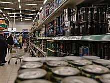 В Госдуме планируют добиться усиления контроля за продажей энергетических напитков детям