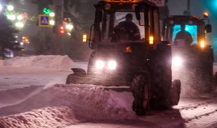 Около тысячи тонн реагентов направили волгоградские службы на обработку дорог
