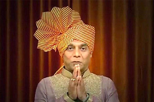 Индийский «пластиковый король» ушел в монахи