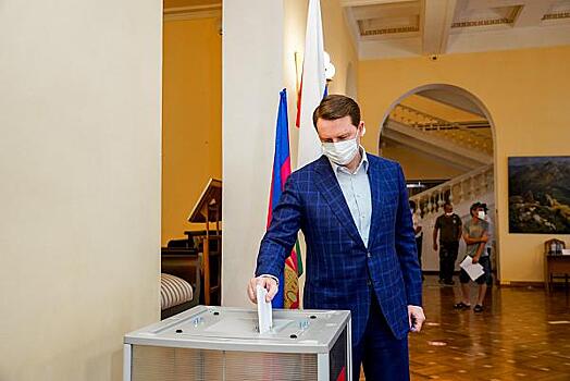 Предварительное голосование в Сочи проходит на более 30 непрерывных производствах