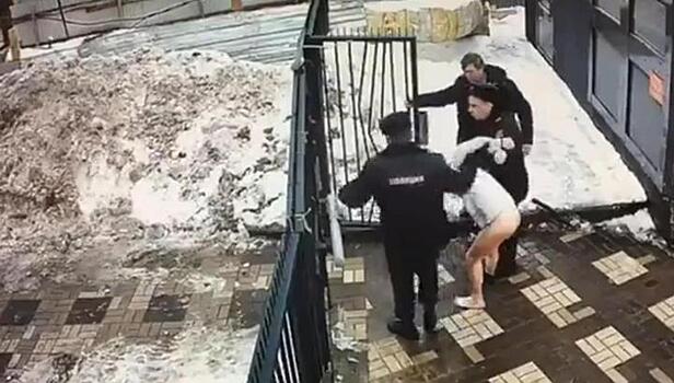 Насильника школьницы поймали без штанов в Москве