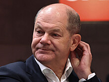 Экс-генсек НАТО назвал Шольца «канцлером вечной войны»