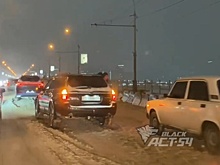 В Новосибирске после ДТП с пятью машинами образовалась пробка