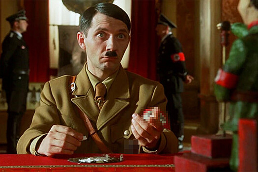Сыгравший Гитлера актер отреагировал на закон о показе нацистской символики