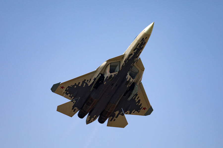 ФСТВС: истребитель Су-57Э начнет эксплуатироваться за границей уже в 2025 году - EuroPress.news