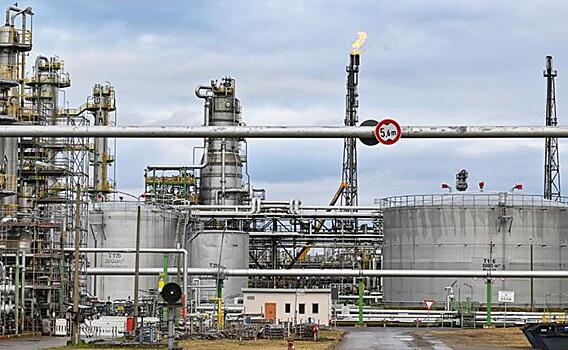 «Роснефть» Сечина грабят в Германии. Без поляков не обошлось