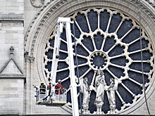 Макрон дал обещание после пожара в Нотр-Дам-де-Пари