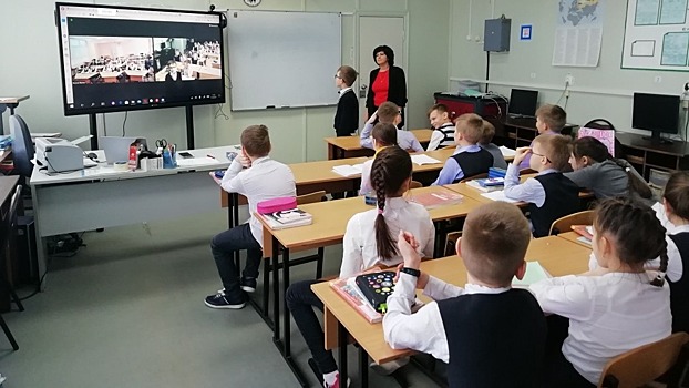 Школьники из Вологды провели телемост на английском языке