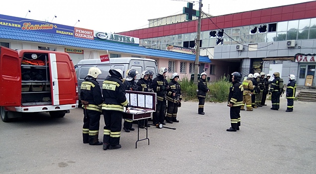 Пожар из-за короткого замыкания произошел в торговом центре в Твери