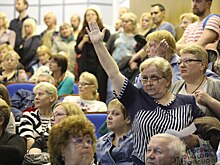 Префект СЗАО ответил на вопросы жителей о реновации