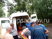 Энгельсские спасатели достали пенсионерку из ямы
