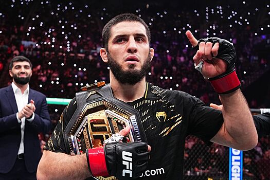 Умар Нурмагомедов рассказал, почему в UFC попросили Махачева оставить титул в легком весе