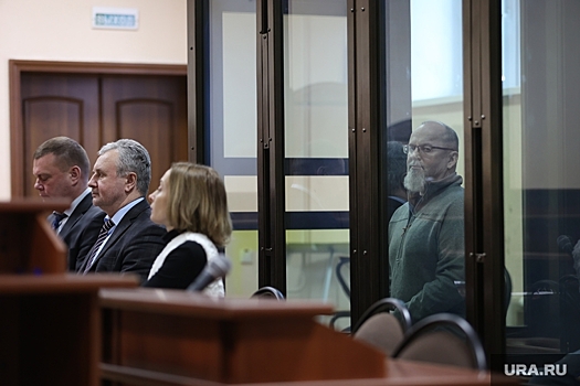 Суд оставил в СИЗО обвиняемых в убийстве курганского журналиста Кирсанова