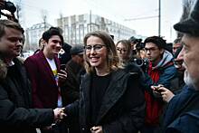 ​Собчак в Казани предложила активистам ВТОЦ стать ее агитаторами и обрадовала «тетку в вязаной шапочке»