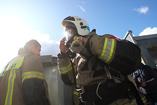 В Волгограде после атаки БПЛА на многоэтажку в ПВР разместили 14 человек