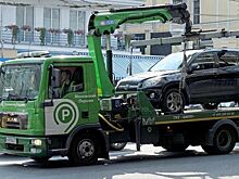 Названы чаще всего эвакуируемые в Москве за стоянку без номеров люксовые машины