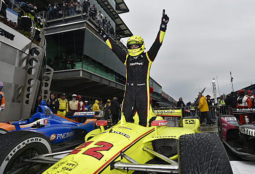 Симон Пажно выиграл Гран При Индианаполиса, опередив Скотта Диксона на последнем круге