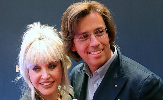 Пугачевой, Галкину, Макаревичу предложена "моральная амнистия"