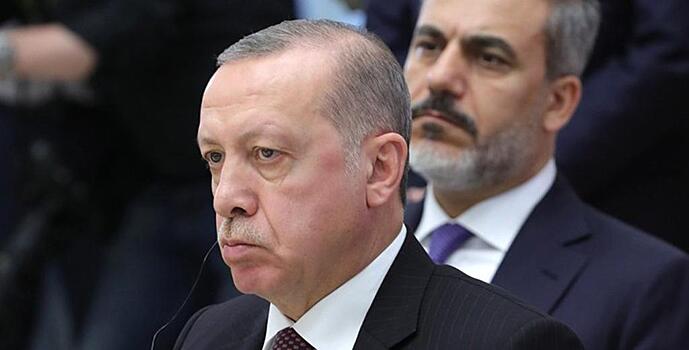 Жертвой бунта против Эрдогана стал МИД Турции