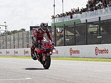 Баньяя выиграл гонку MotoGP в Италии, Бастьянини прорвался на 2-е место на последнем круге
