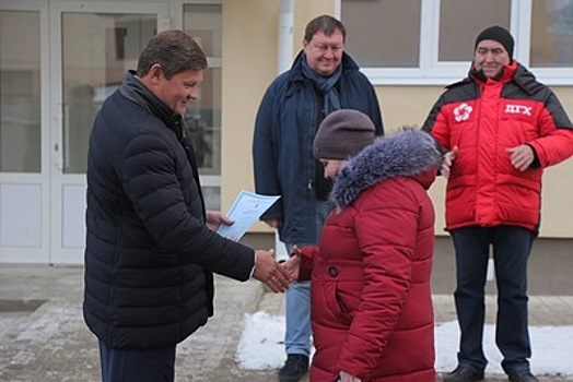 87 переселенцев из аварийного жилья получили ключи от новых квартир в Коломне