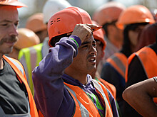 Мигрантам меняют профессию