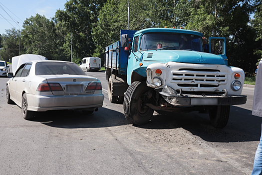 "Машину размотало, колесо вывернуло": серьезное ДТП с пострадавшими произошло в Кемерове