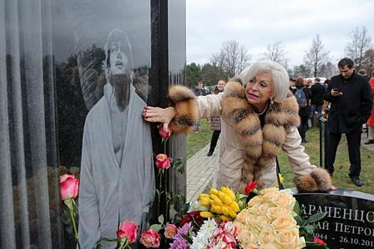 Вдову Караченцова госпитализировали после отдыха в Сочи