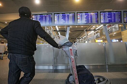 Более 20 рейсов задержано и отменено в столичных аэропортах
