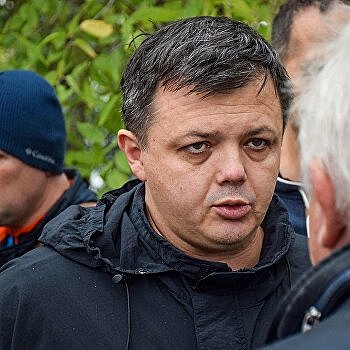Семенченко решил лично прибыть в СБУ за подозрением