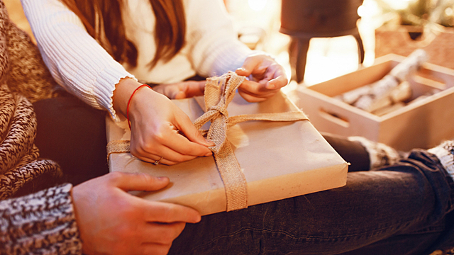 Какой подарок выбрать на День святого Валентина по знаку зодиака