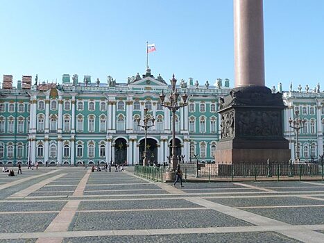 Какие города могли стать столицей Российской Федерации