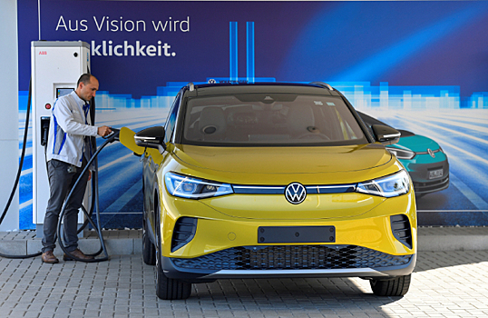 Volkswagen форсирует выпуск электрокаров