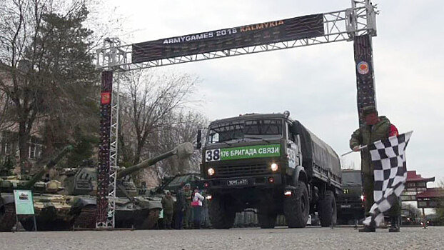 Песчаные дюны и крутые подъемы: конкурс «Военное ралли» на звание лучшего водителя ЮВО прошел в Калмыкии