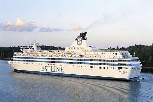 В Швеции не нашли следов взрыва на затонувшем в 1994 году пароме "Эстония"
